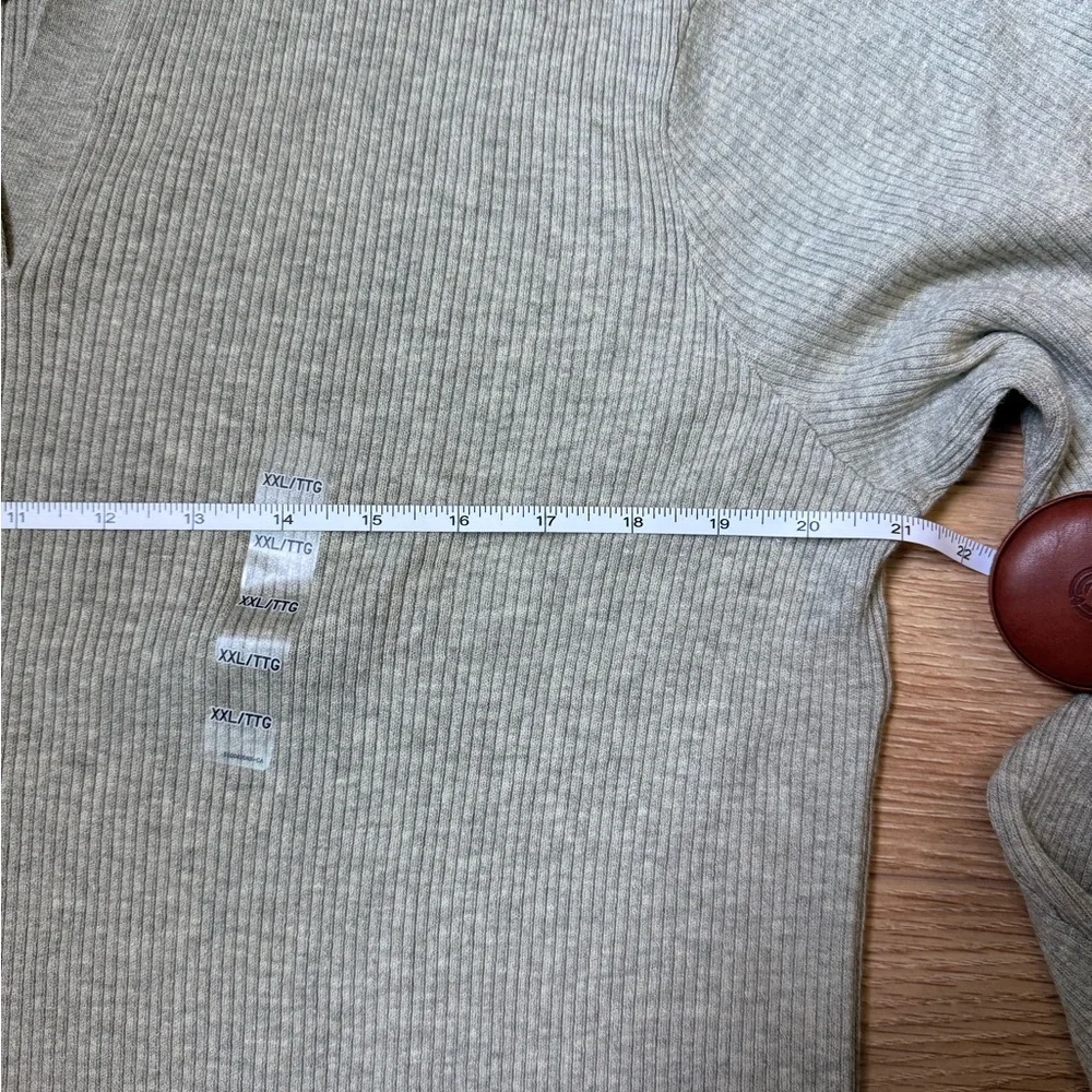 UNIQLO - NWT - Mint Light Green Sage Ribbed Polo Sweater - Picture 3 of 5